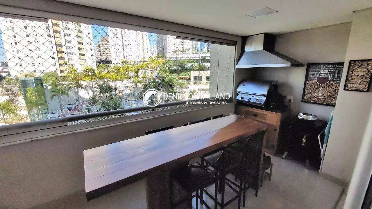 Apartamento à venda com 3 quartos, 126m² - Foto 1