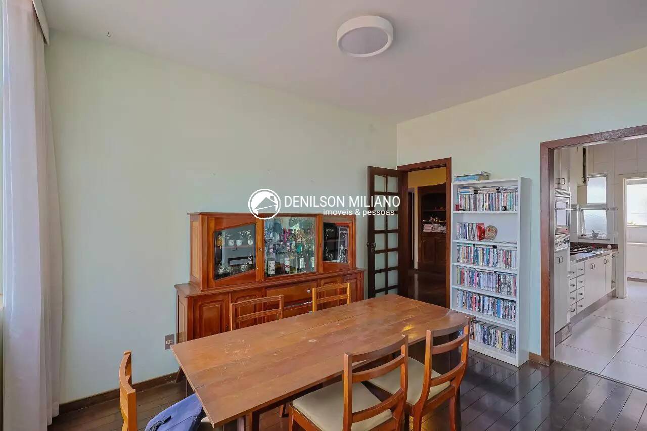 Apartamento para alugar com 4 quartos, 145m² - Foto 2