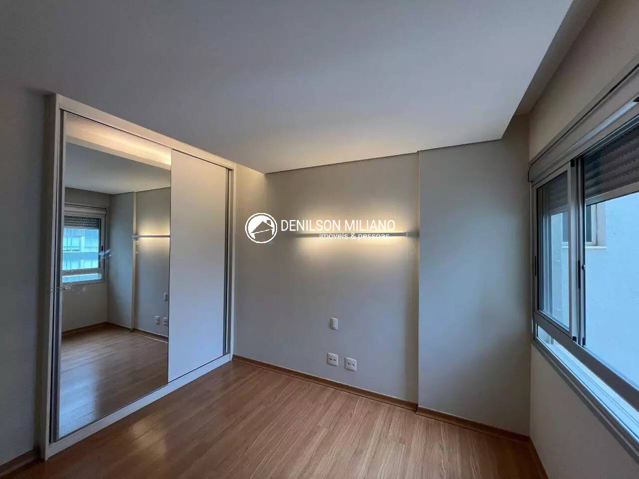 Apartamento para alugar com 3 quartos, 116m² - Foto 3