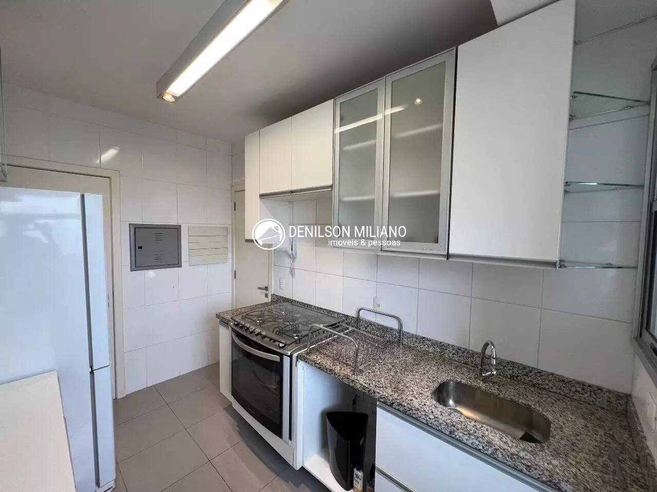 Apartamento para alugar com 3 quartos, 116m² - Foto 21