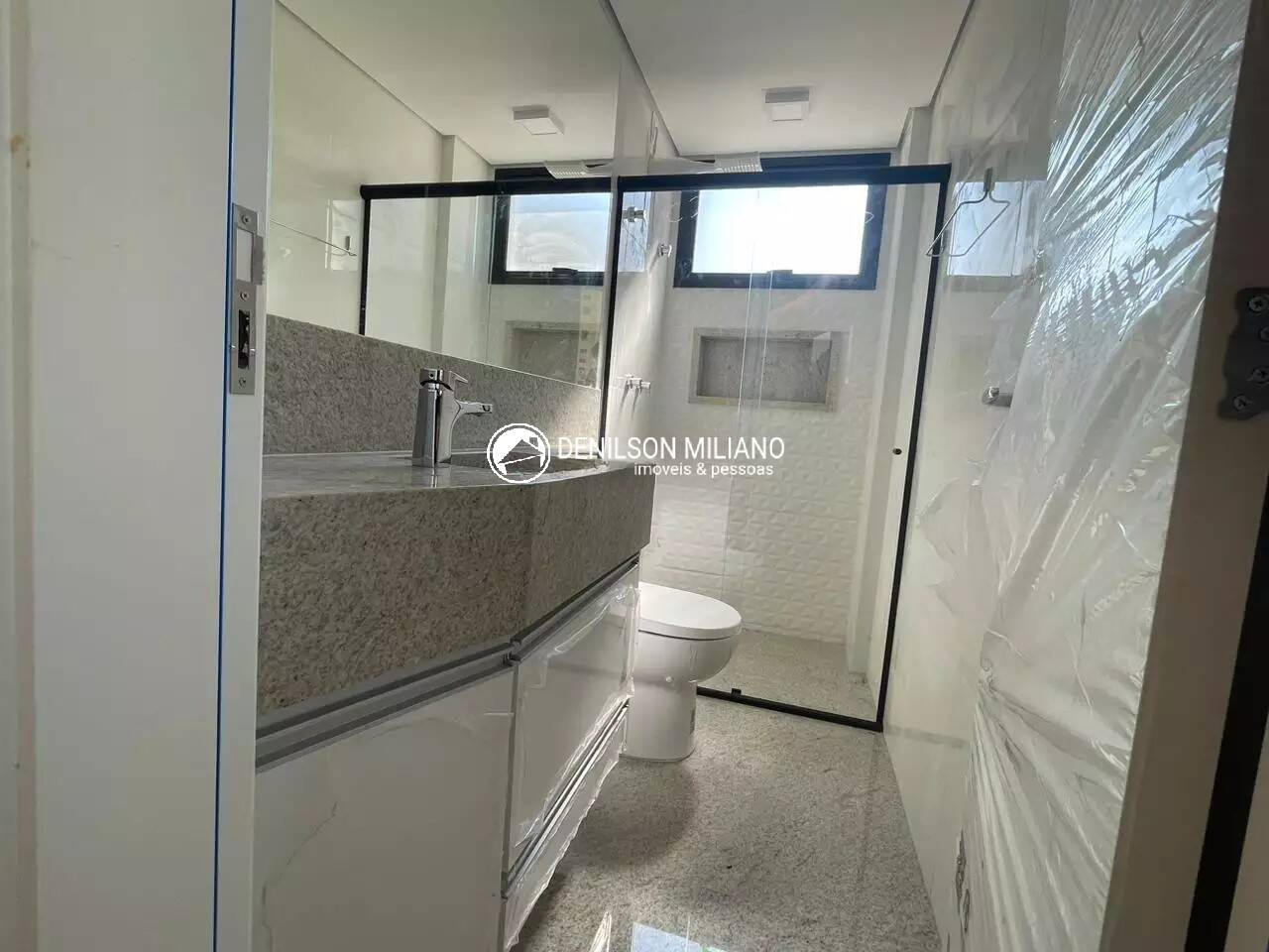 Apartamento para alugar com 2 quartos, 70m² - Foto 2