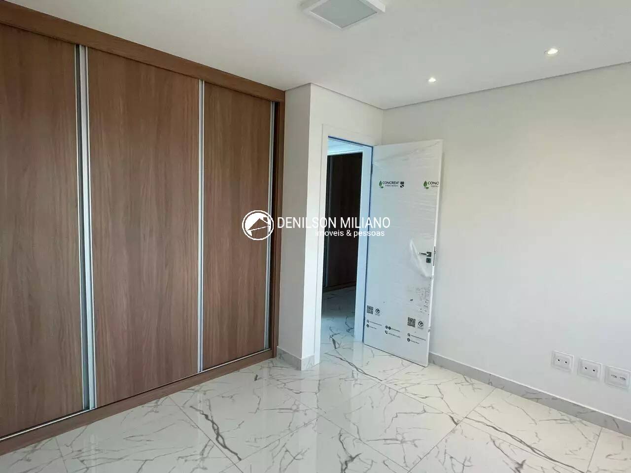 Apartamento para alugar com 2 quartos, 70m² - Foto 5