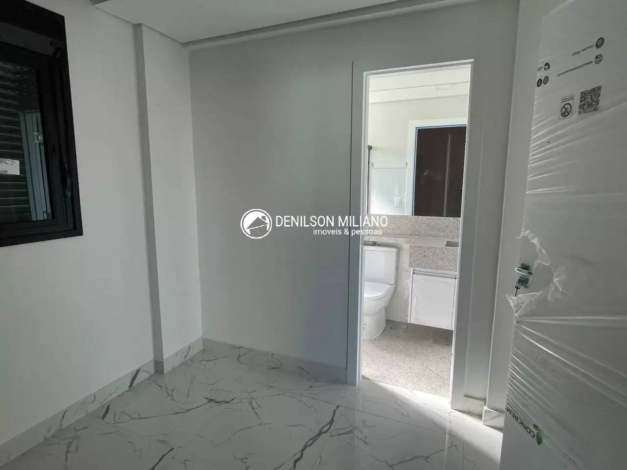 Apartamento para alugar com 2 quartos, 70m² - Foto 4