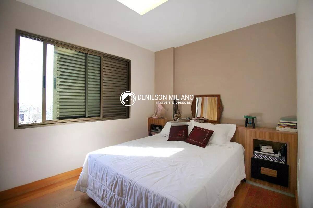 Apartamento para alugar com 4 quartos, 138m² - Foto 17