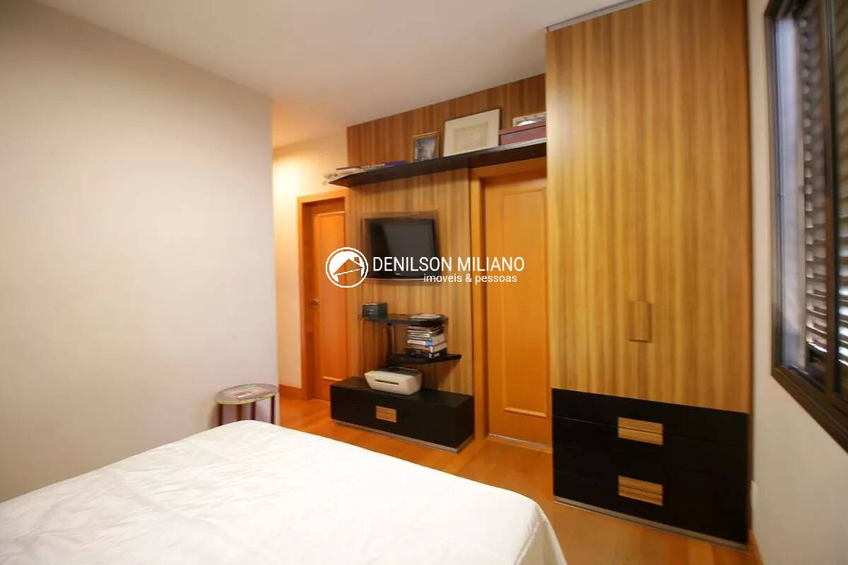 Apartamento para alugar com 4 quartos, 138m² - Foto 31