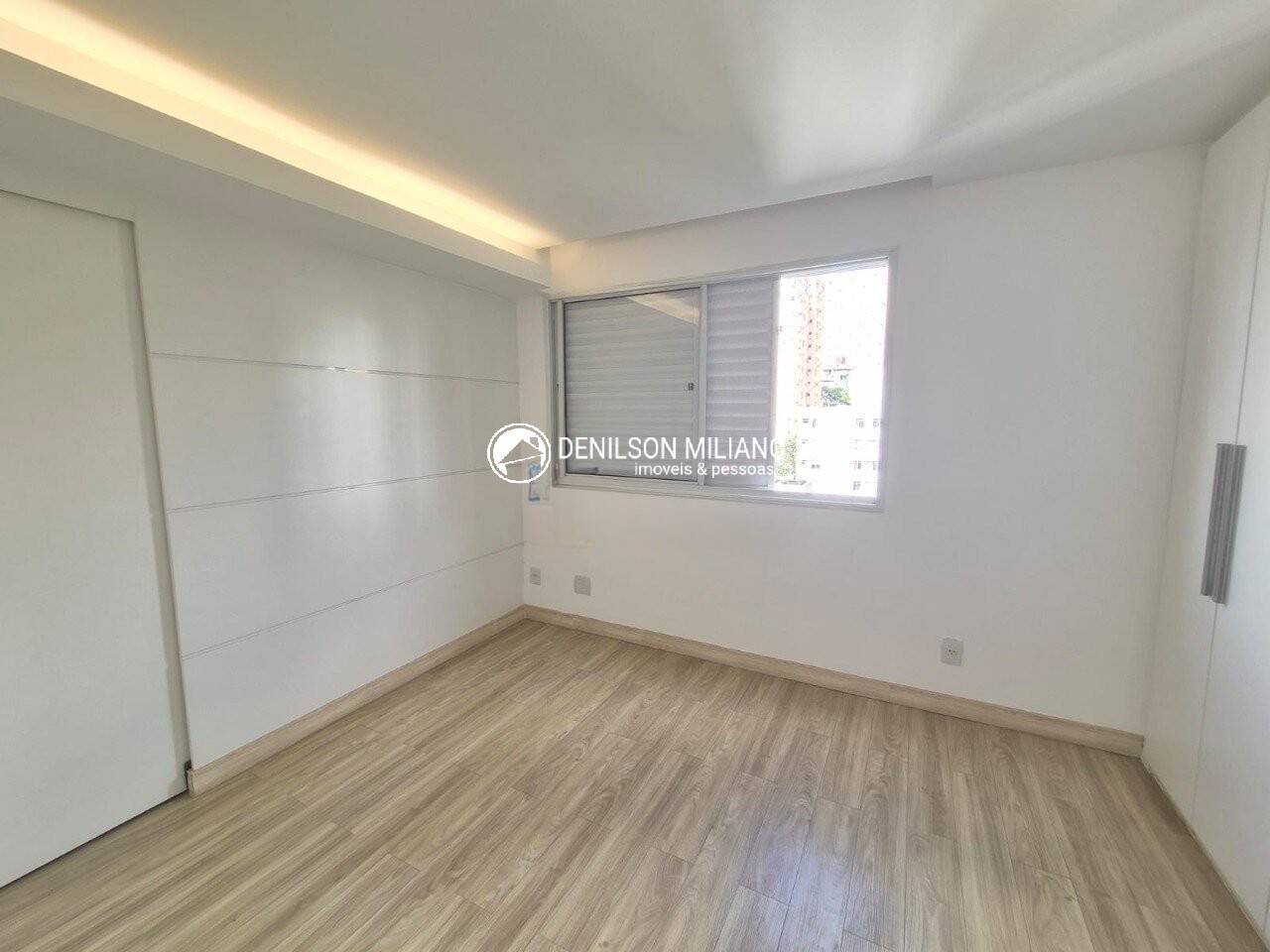 Apartamento para alugar com 4 quartos, 110m² - Foto 6