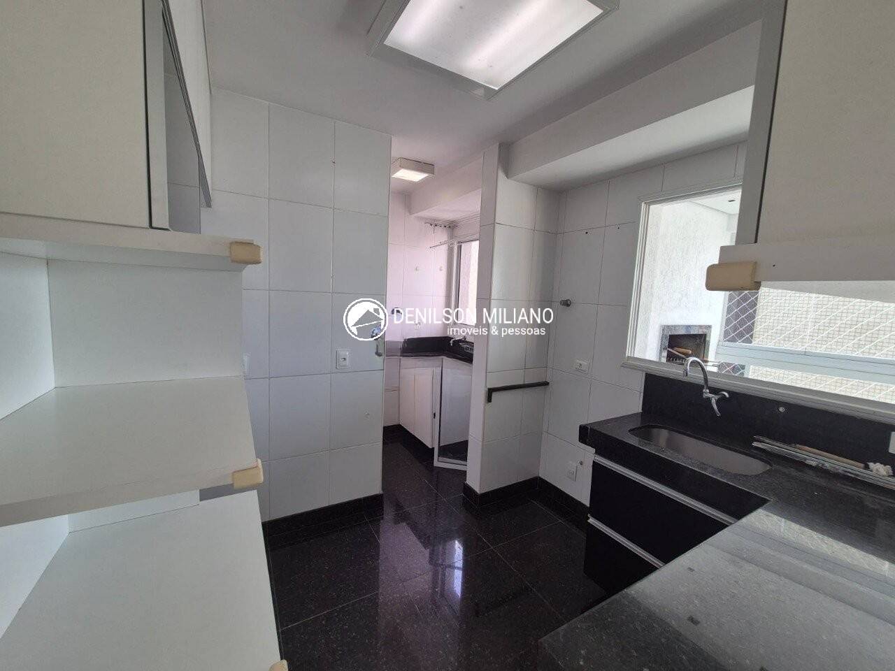 Apartamento para alugar com 4 quartos, 110m² - Foto 3