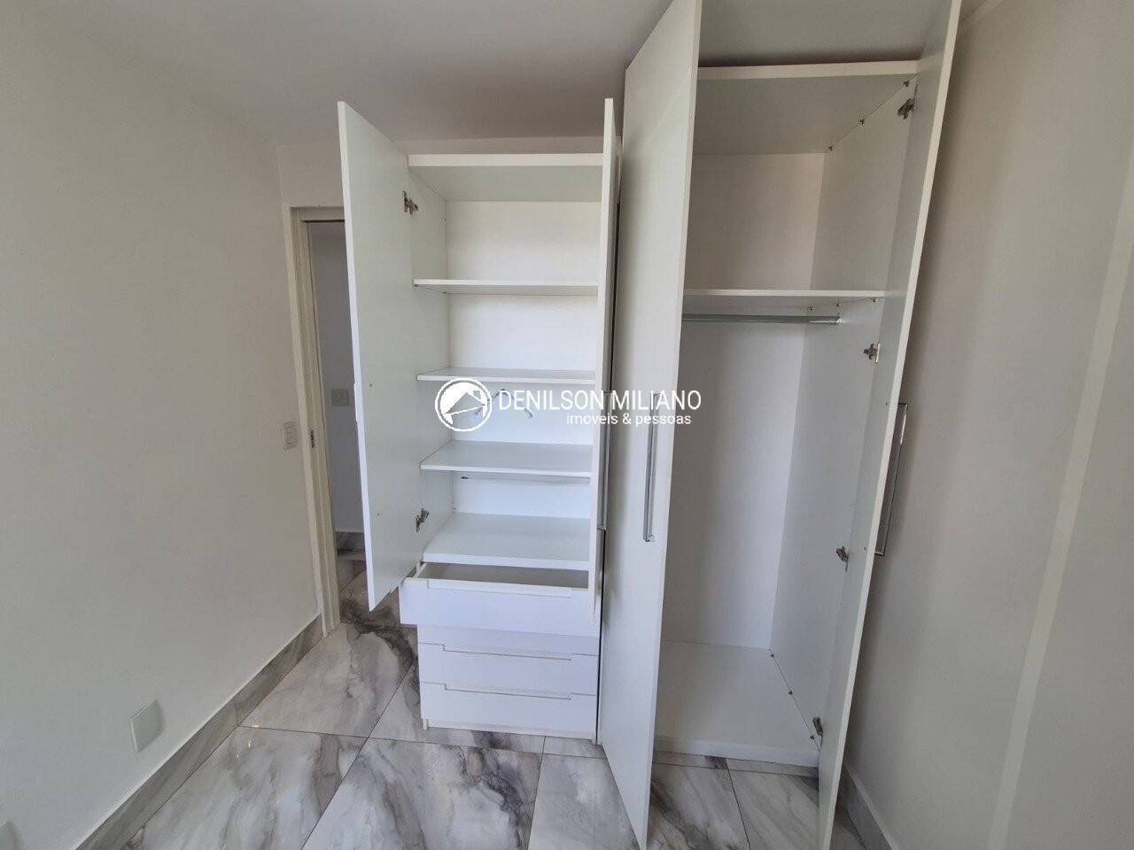 Apartamento para alugar com 4 quartos, 110m² - Foto 21