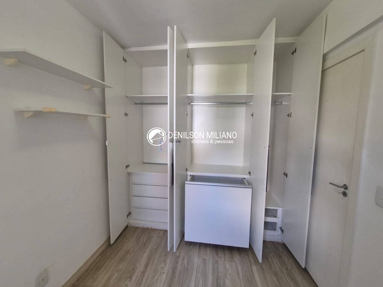 Apartamento para alugar com 4 quartos, 110m² - Foto 23