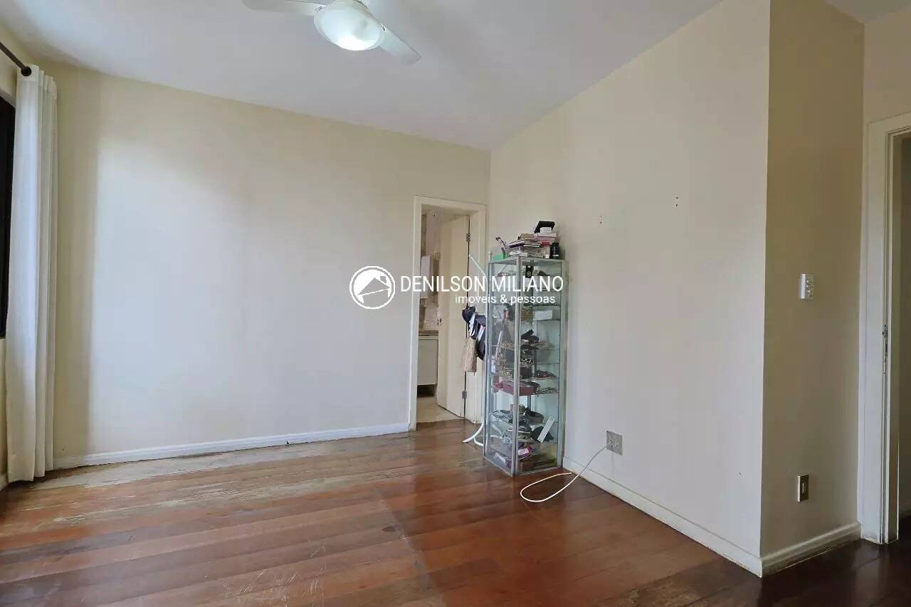 Apartamento para alugar com 3 quartos, 200m² - Foto 17