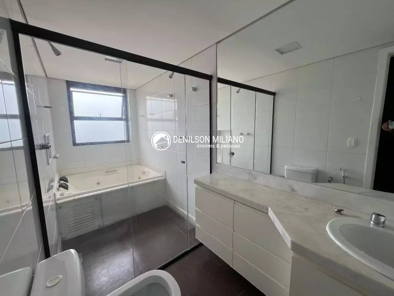 Apartamento para alugar com 4 quartos, 167m² - Foto 21