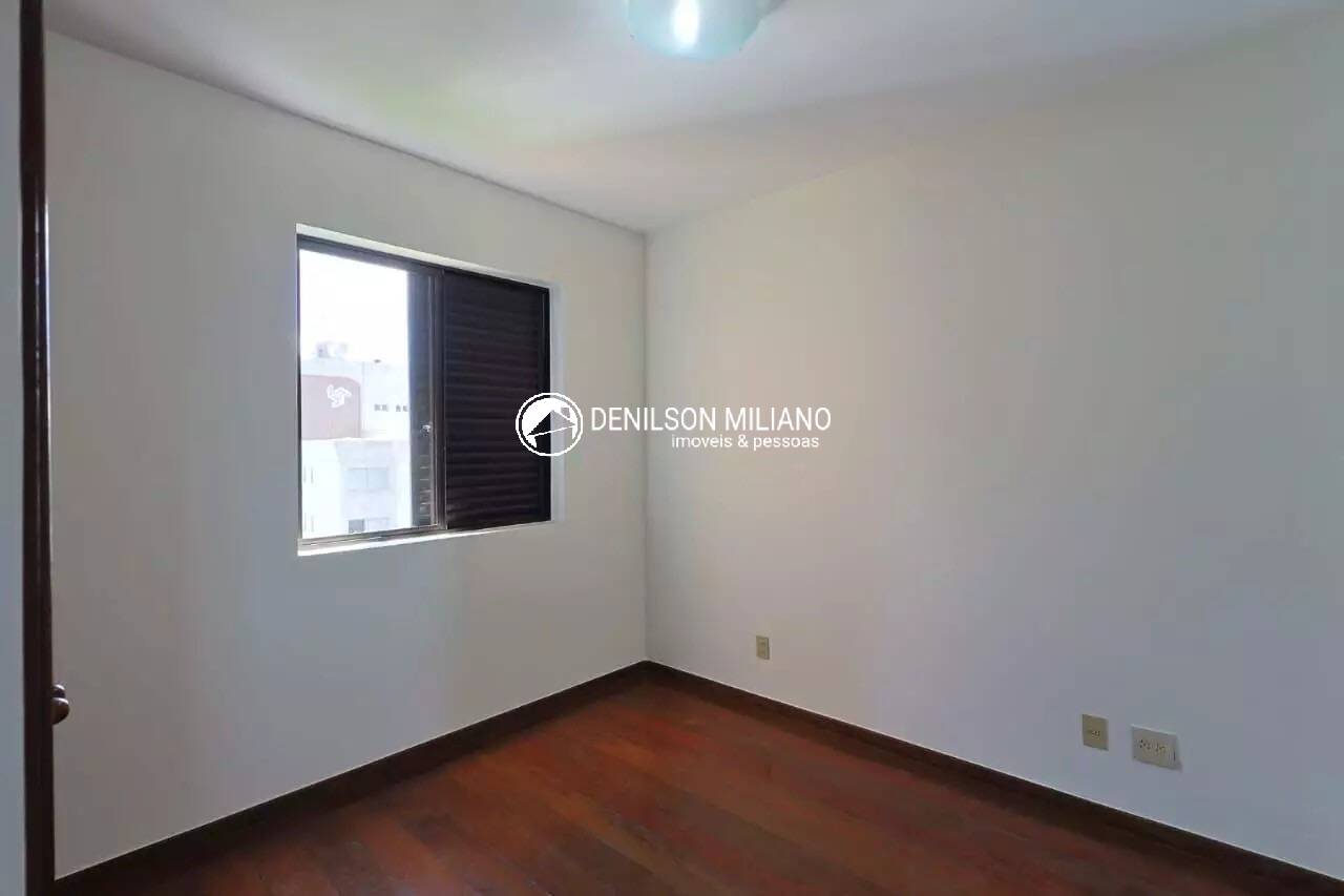 Apartamento para alugar com 3 quartos, 110m² - Foto 10