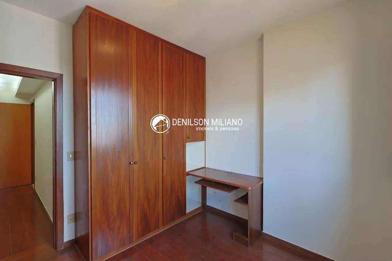 Apartamento para alugar com 3 quartos, 110m² - Foto 9