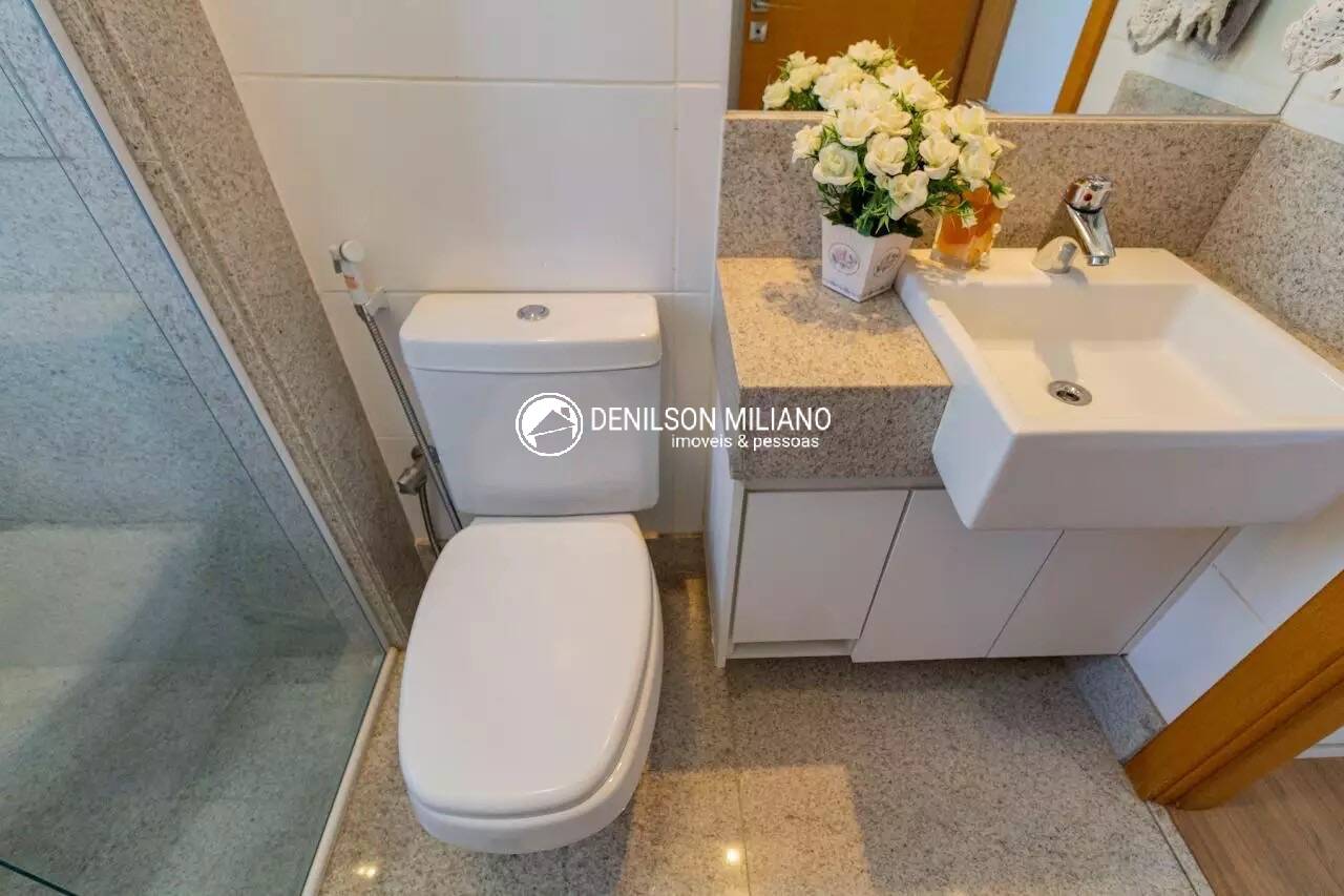 Apartamento para alugar com 4 quartos, 183m² - Foto 11