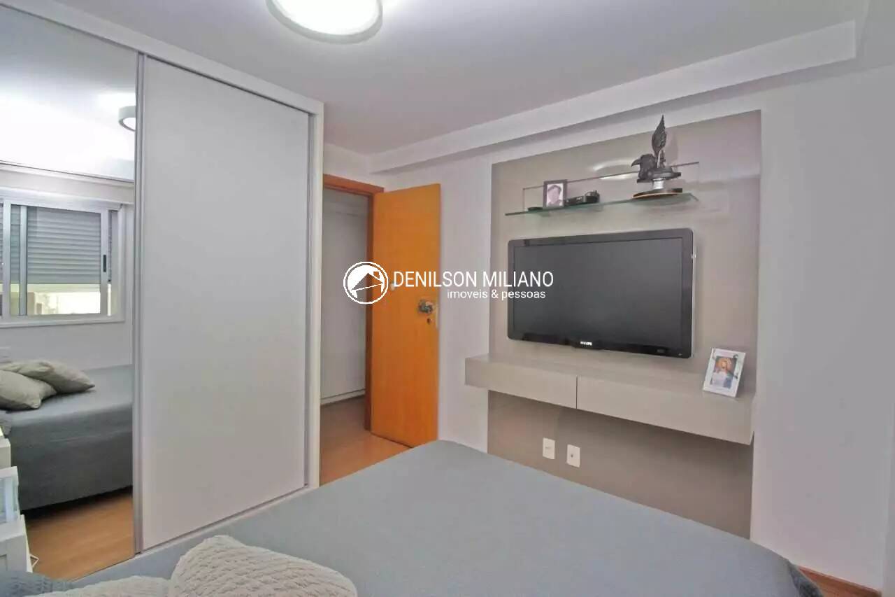 Apartamento para alugar com 4 quartos, 131m² - Foto 14