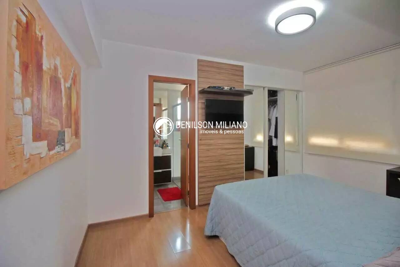 Apartamento para alugar com 4 quartos, 131m² - Foto 19